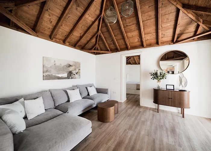 V&c Luxury Village
