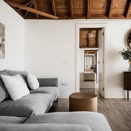 V&c Luxury Village Брения-Баха